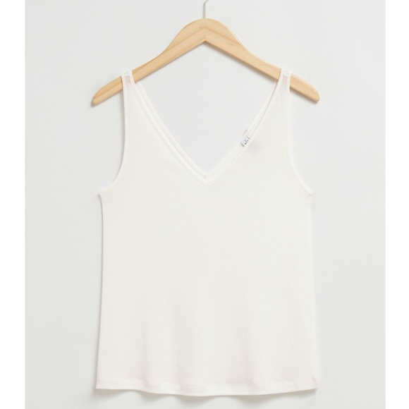 & Other Stories v neck tank top in cream in size S - Picture 5 of 8